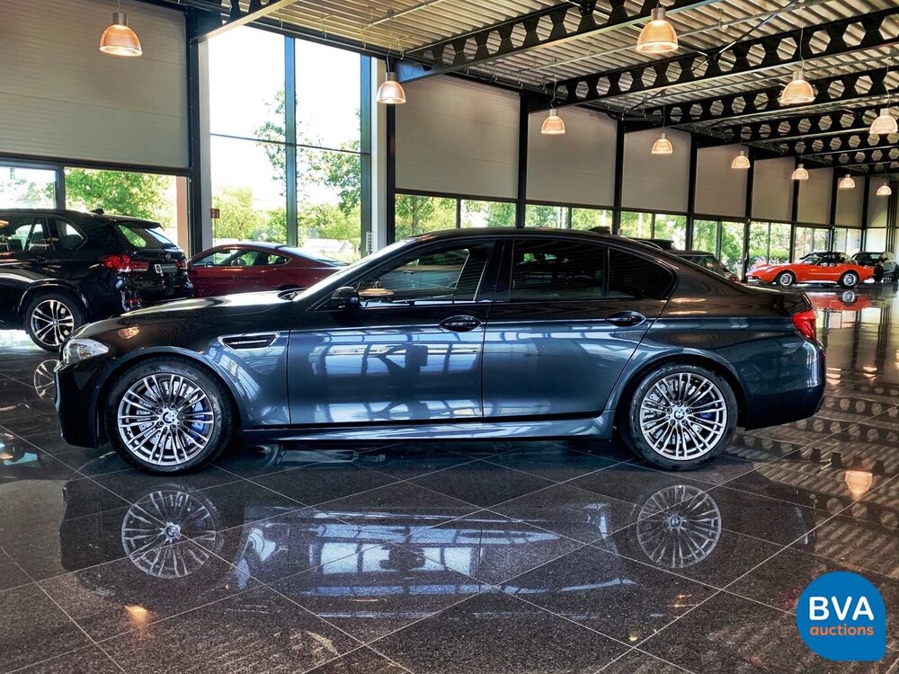 BMW M5 560hp 4.4 V8 M-DCT Sedan 5-Series Shadow Original NL, 09-XTP-6.