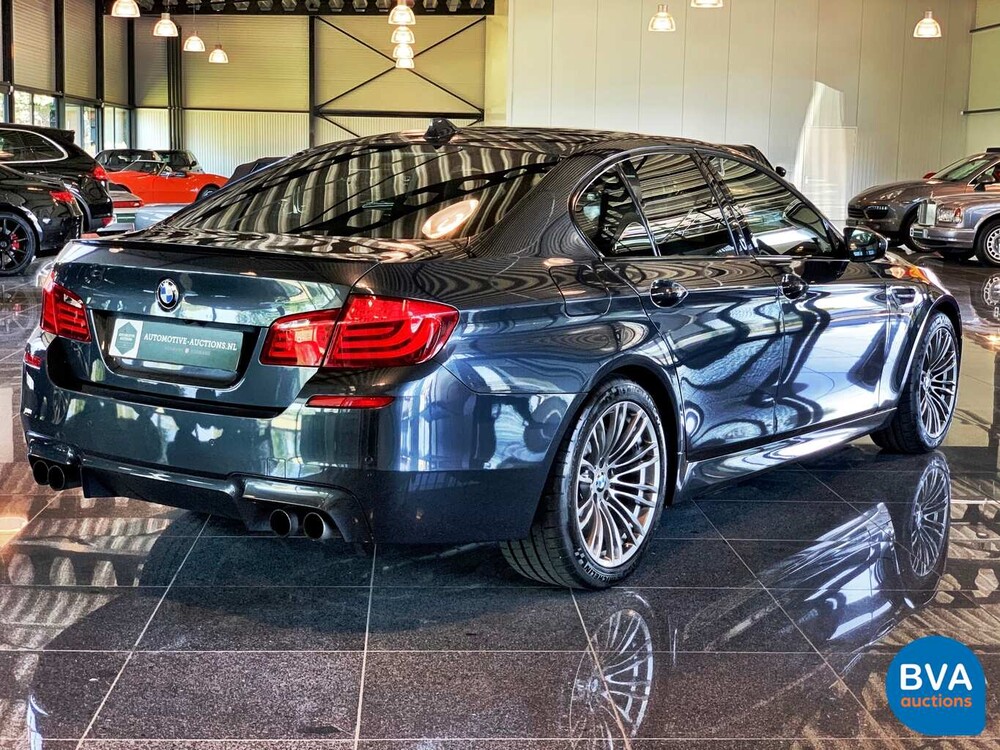 BMW M5 560hp 4.4 V8 M-DCT Sedan 5-Series Shadow Original NL, 09-XTP-6.