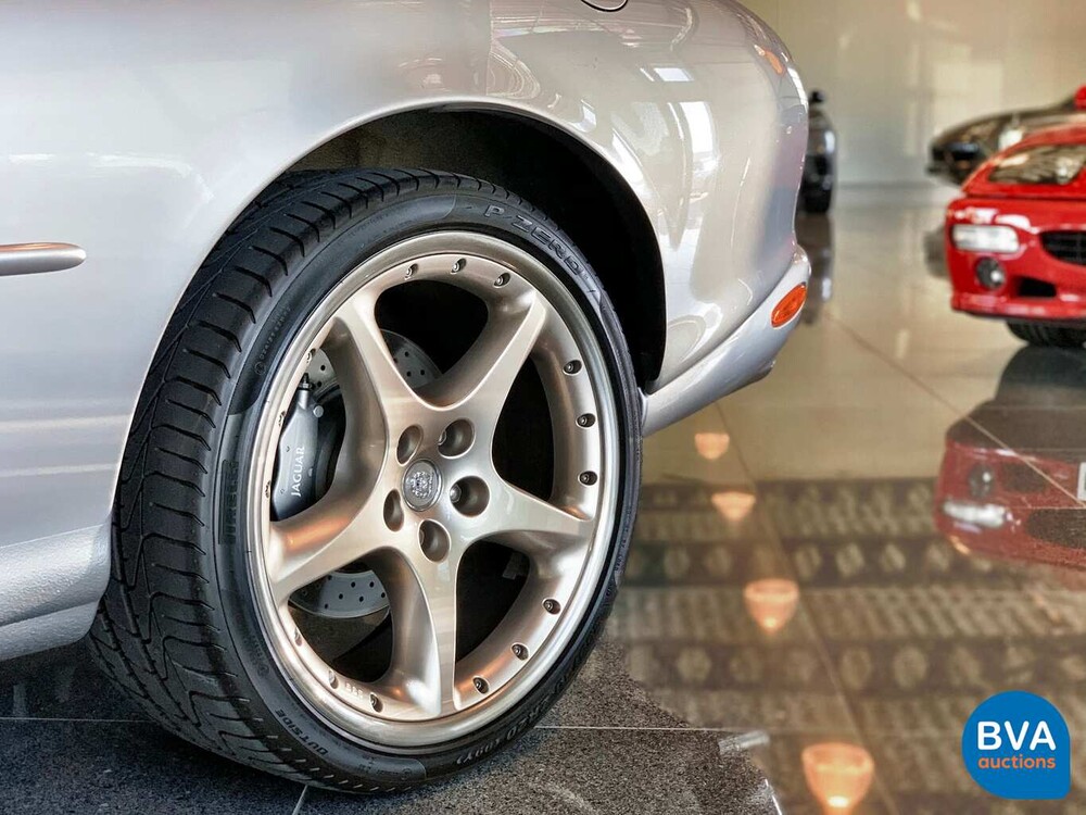 Jaguar XKR Coupé 4.0 V8 363pk -17.000km!- 2001, TR-943-K
