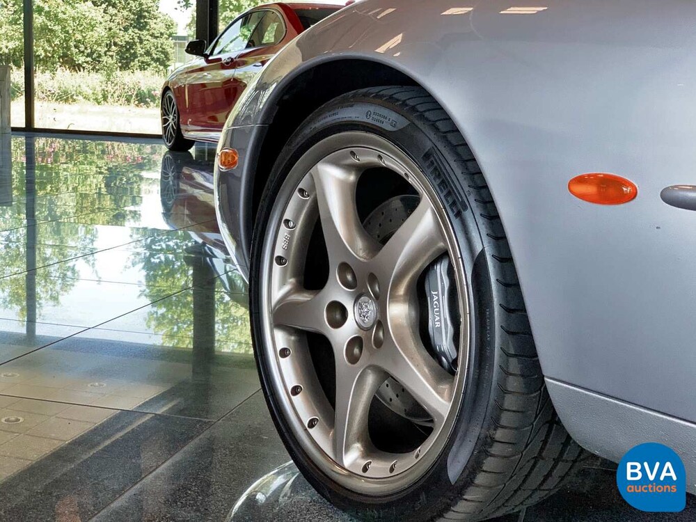 Jaguar XKR Coupé 4.0 V8 363pk -17.000km!- 2001, TR-943-K