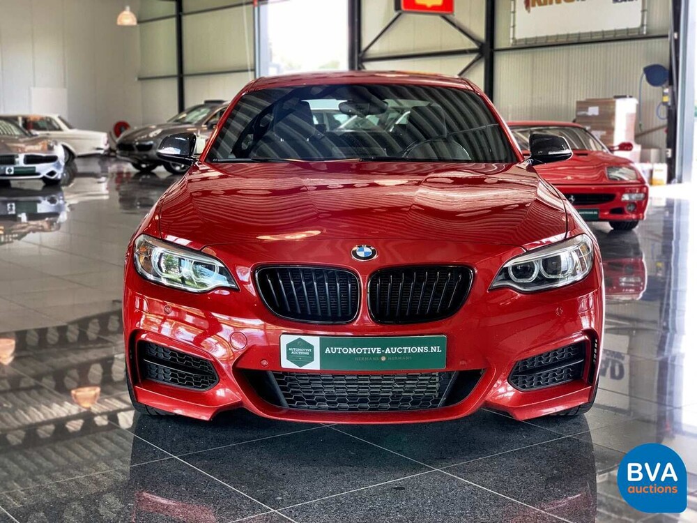 BMW M235i Coupé M-Performance -Handgeschakeld!- 326pk 2014, HG-019-V