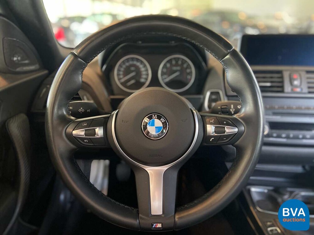 BMW M235i Coupé M-Performance -Handgeschakeld!- 326pk 2014, HG-019-V