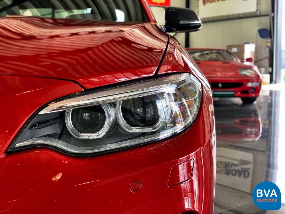 BMW M235i Coupé M-Performance -Handgeschakeld!- 326pk 2014, HG-019-V