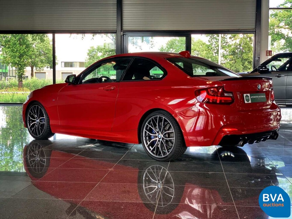 BMW M235i Coupé M-Performance -Handgeschakeld!- 326pk 2014, HG-019-V