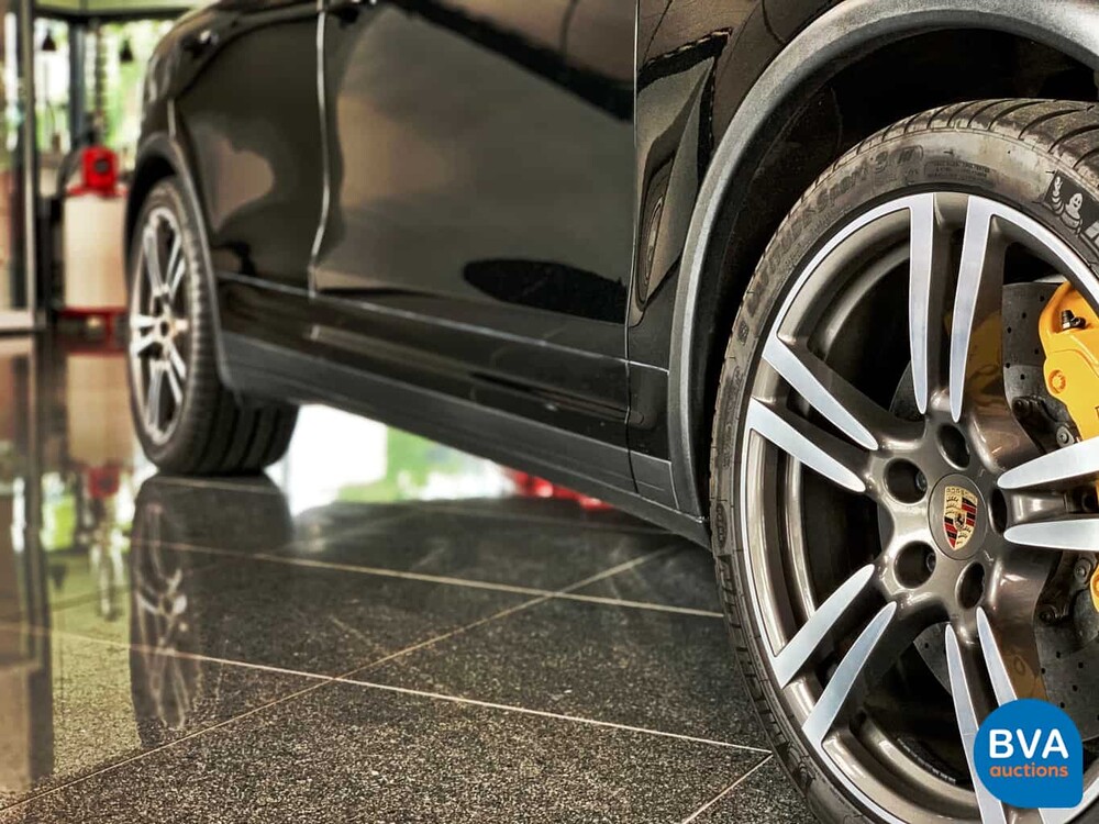 Porsche Cayenne Turbo 4.8 V8 500pk 2013, 9-TTN-90