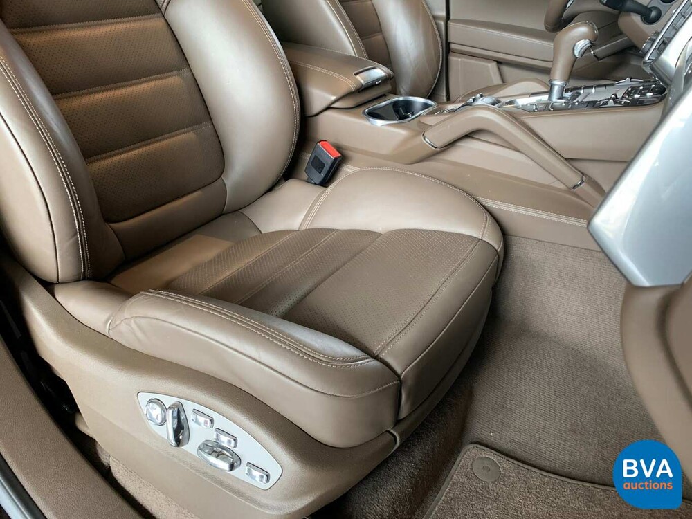 Porsche Cayenne Turbo 4.8 V8 500pk 2013, 9-TTN-90