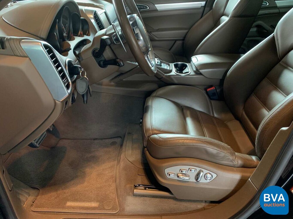 Porsche Cayenne Turbo 4.8 V8 500pk 2013, 9-TTN-90