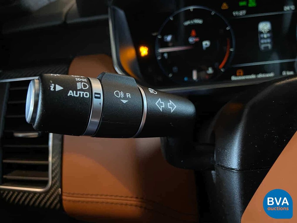 Range Rover Sport SVR 5.0 V8 550pk 2017 Land Rover, NF-527-L