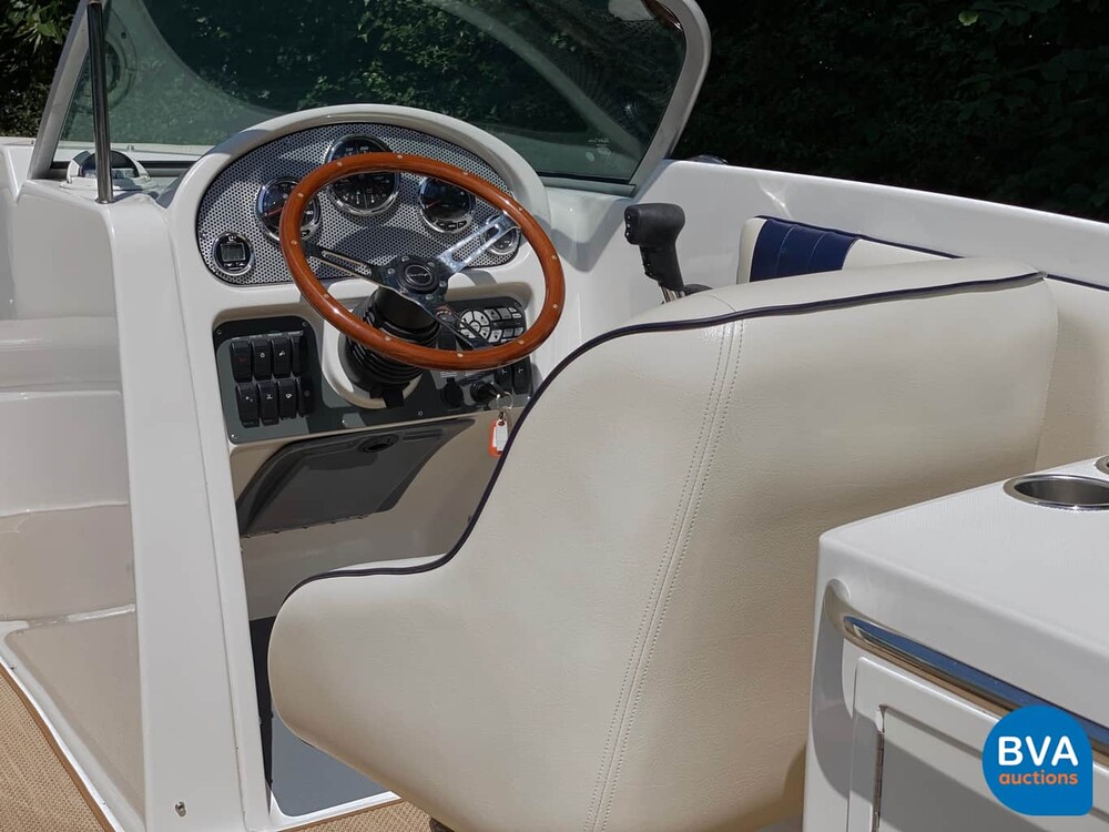 Chris Craft Launch 25 Mercruiser V8 MAG350 5.7MPi 2015.