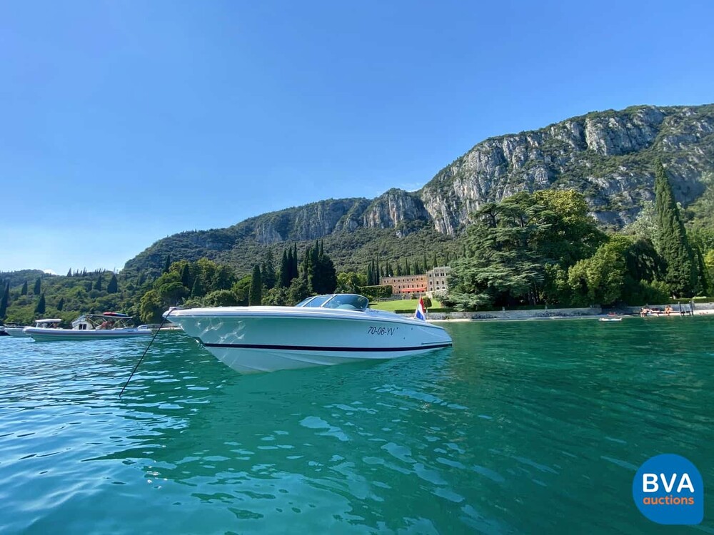 Chris Craft Launch 25 Mercruiser V8 MAG350 5.7MPi 2015.