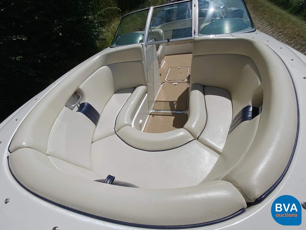 Chris Craft Launch 25 Mercruiser V8 MAG350 5.7MPi 2015.