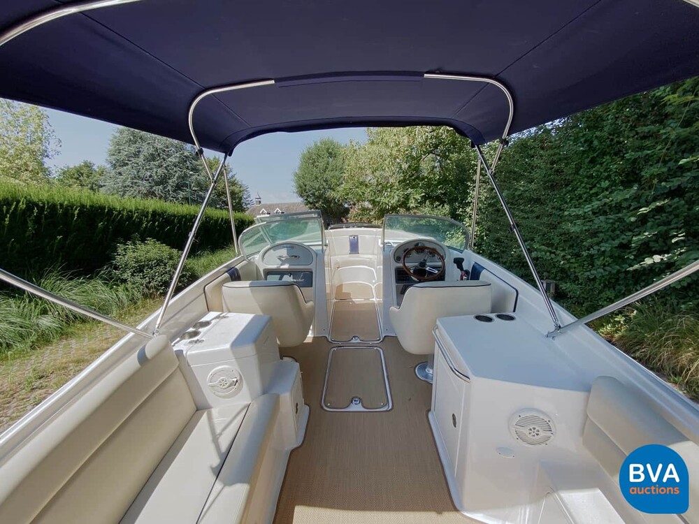 Chris Craft Launch 25 Mercruiser V8 MAG350 5.7MPi 2015.