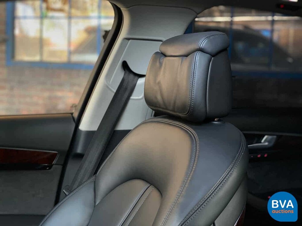 Audi A8 4.2 FSI Quattro Lang 371 PS 2011, TV-019-D.