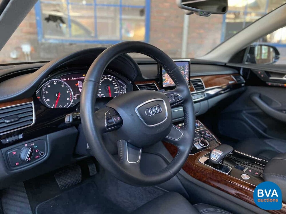 Audi A8 4.2 FSI Quattro Lang 371 PS 2011, TV-019-D.