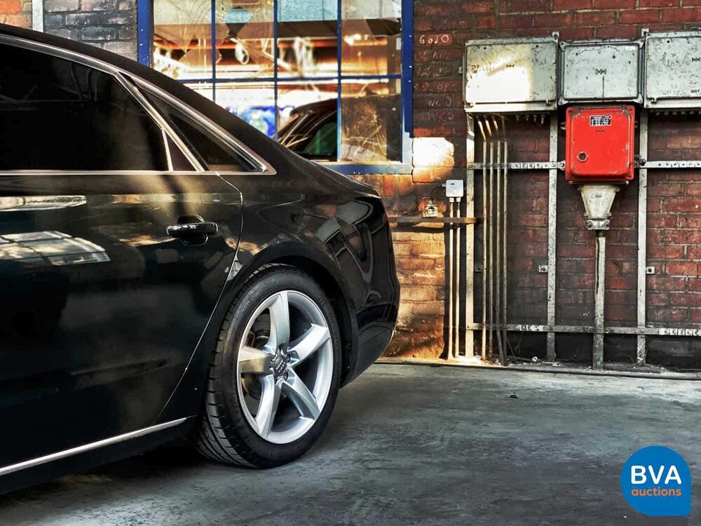 Audi A8 4.2 FSI Quattro Lang 371 PS 2011, TV-019-D.