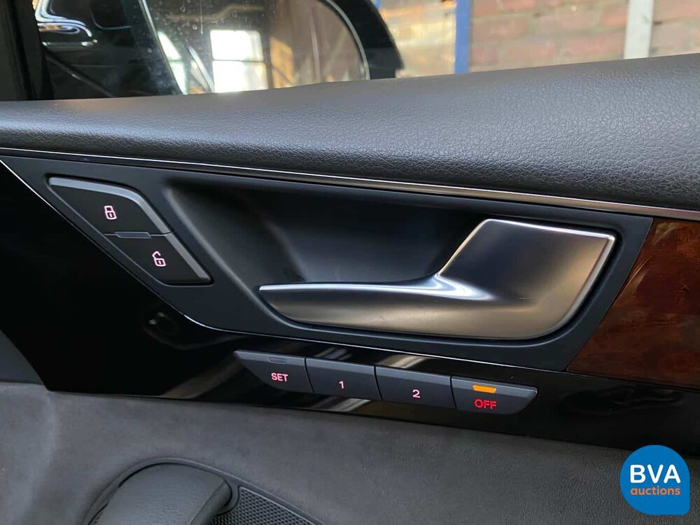 Audi A8 4.2 FSI Quattro Lang 371 PS 2011, TV-019-D.