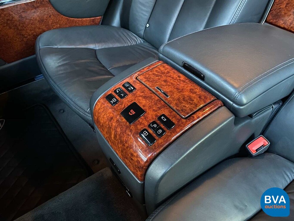 Maybach 57 5.5 V12 550 PS 2007.