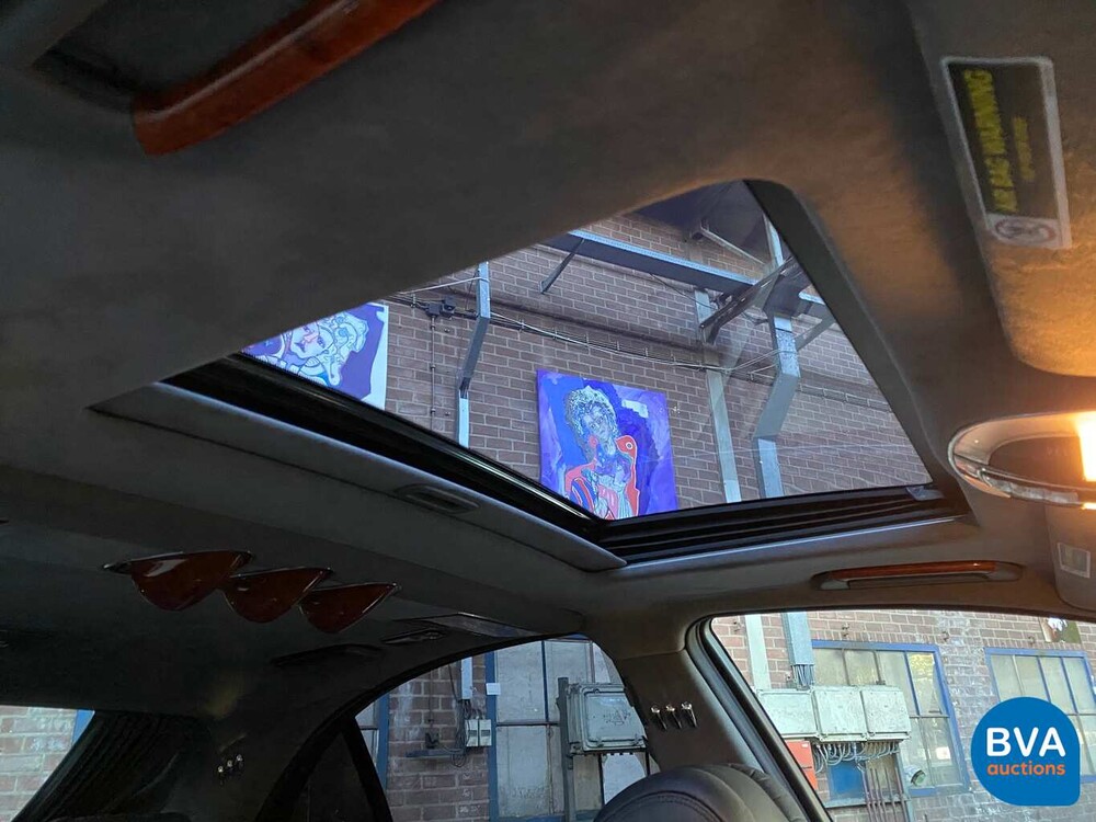 Maybach 57 5.5 V12 550 PS 2007.