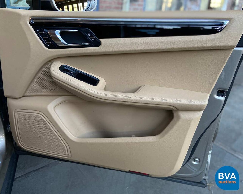 Porsche Macan S 258 PS 3.0D 2015, 5-ZHF-01.