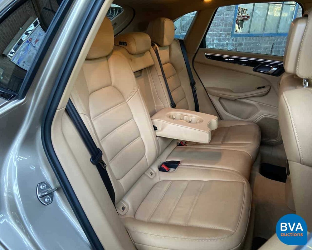 Porsche Macan S 258 PS 3.0D 2015, 5-ZHF-01.