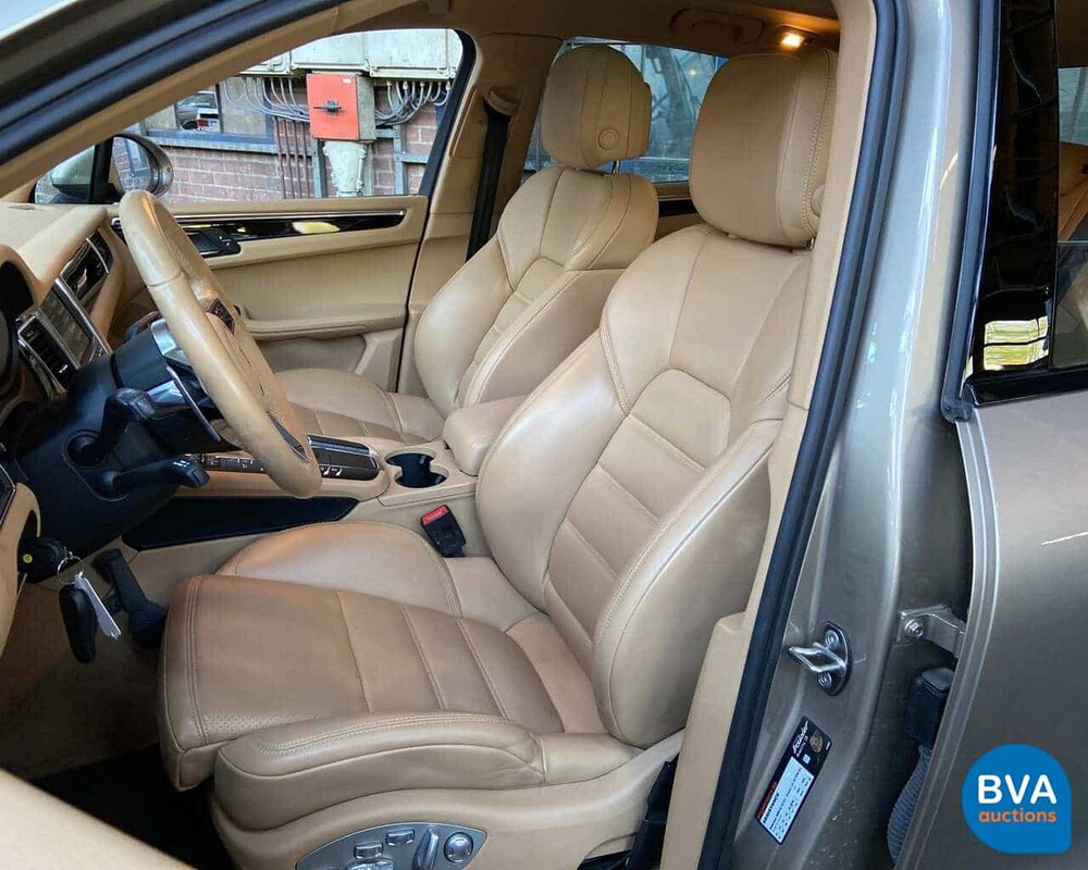 Porsche Macan S 258 PS 3.0D 2015, 5-ZHF-01.