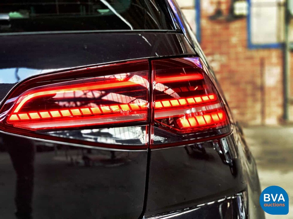 Volkswagen Golf R 2.0 TSI 4Motion 310 PS 2017, TB-186-B.