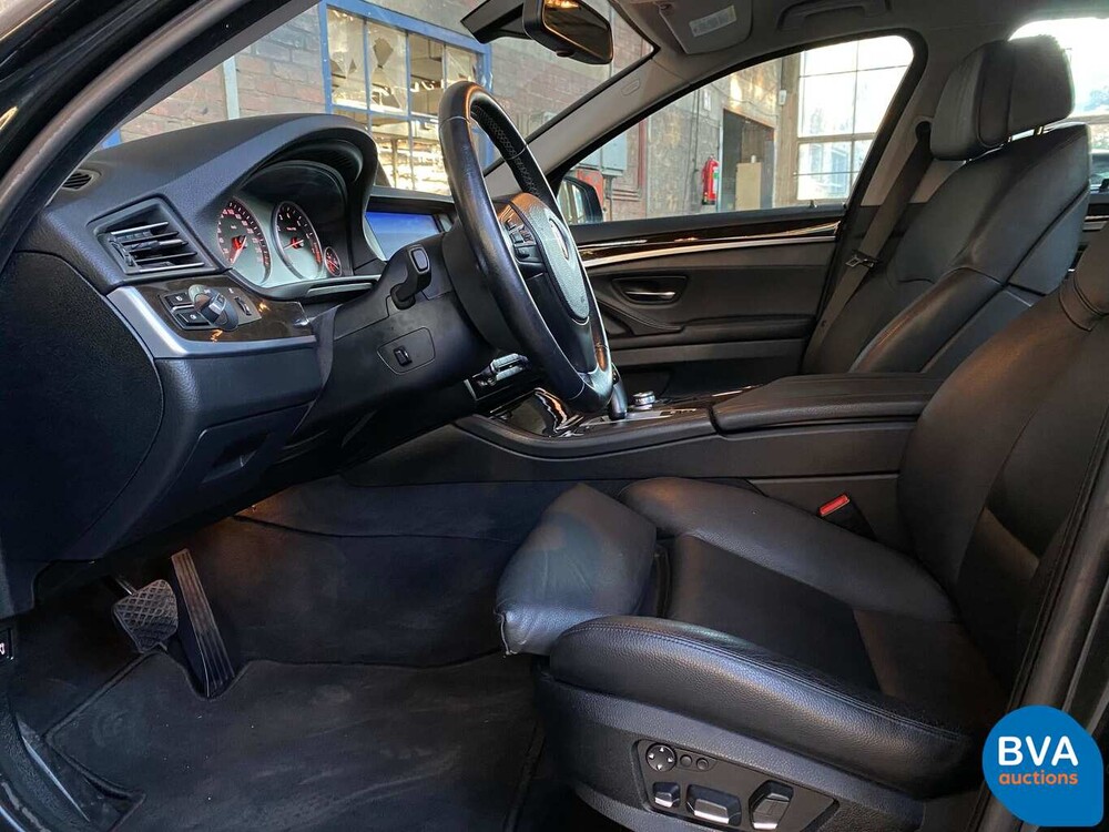 BMW 550i BI-Turbo Limousine 408 PS 5er 2010, 06-LFZ-7.