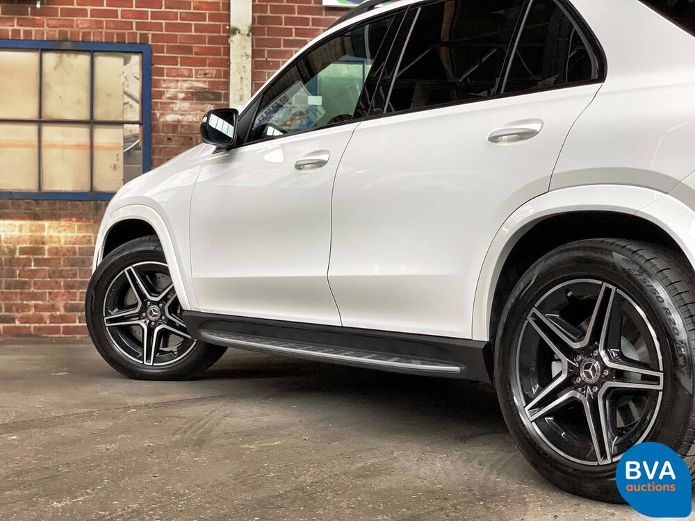 Mercedes-Benz GLE450 AMG 4Matic 9G-Tronic 367 PS AMG 2019 -Garantie-.