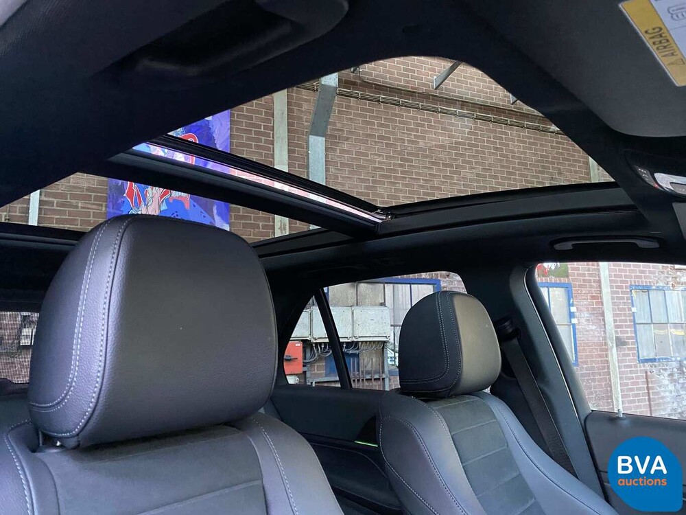 Mercedes-Benz GLE450 AMG 4Matic 9G-Tronic 367 PS AMG 2019 -Garantie-.