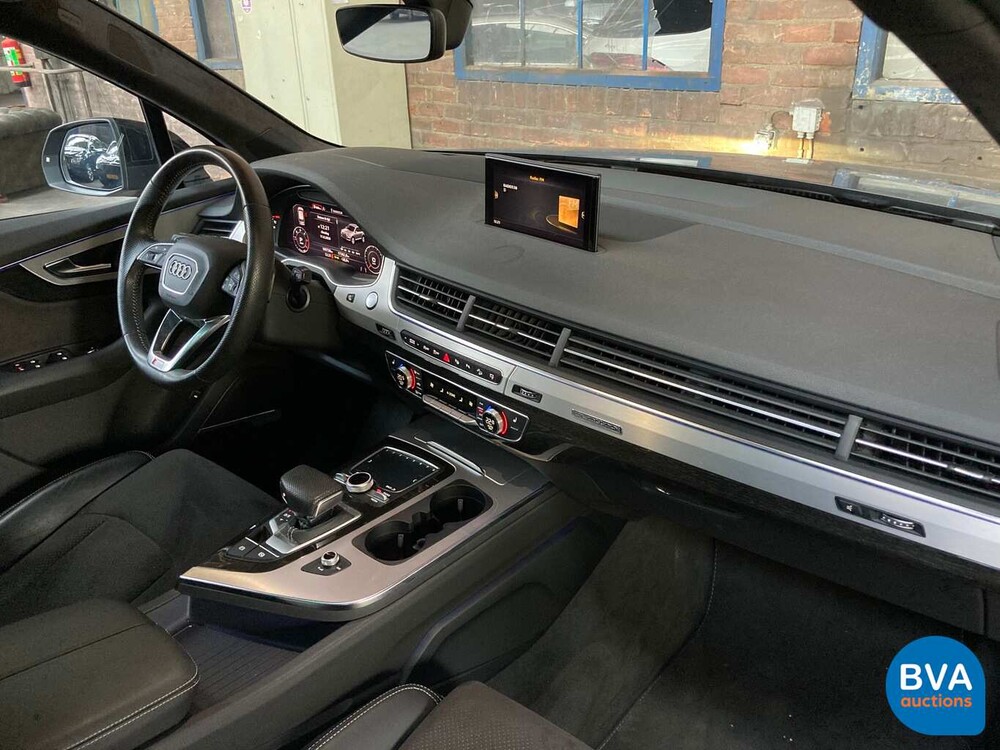 Audi Q7 3.0 TDI Quattro Pro Line S-7-Sitzer- 272 PS 2015 S-Line, GK-213-P.