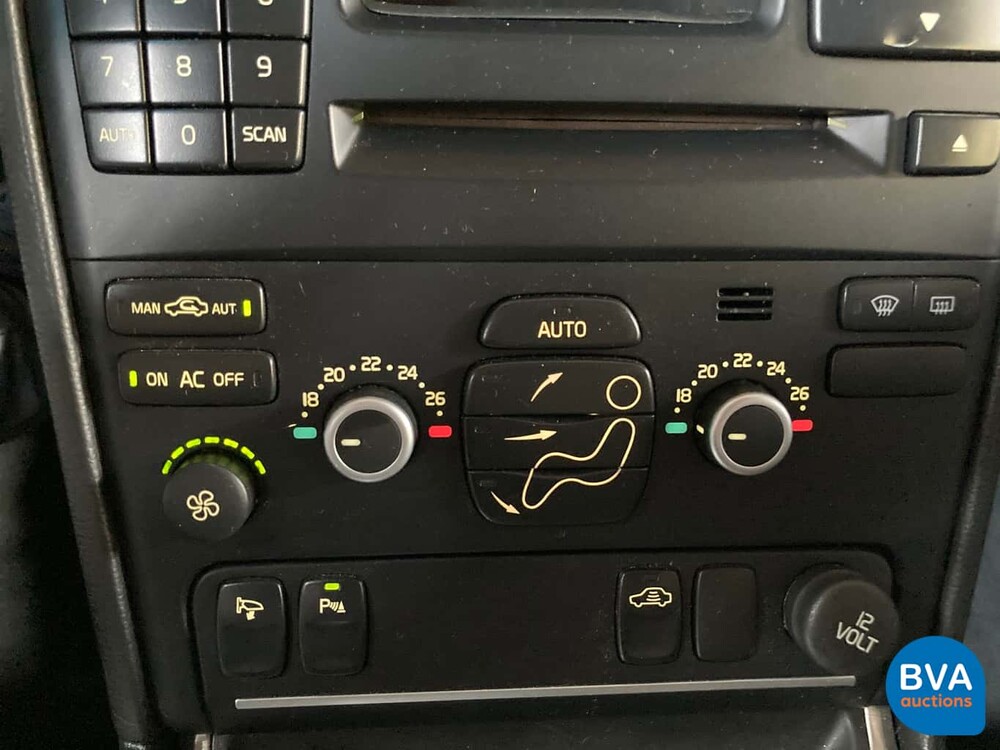 Volvo XC90 2.4 D5 Momentum 185 PS 2008 7-Personen, 73-ZG-XD.