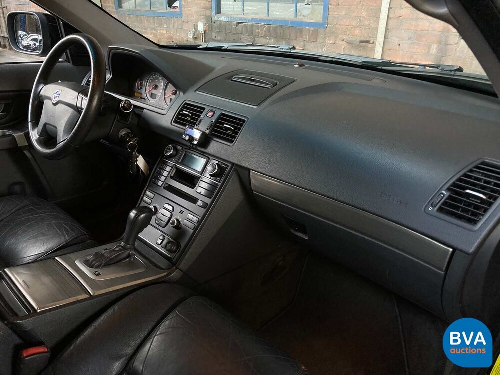 Volvo XC90 2.4 D5 Momentum 185 PS 2008 7-Personen, 73-ZG-XD.