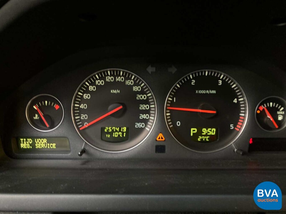 Volvo XC90 2.4 D5 Momentum 185 PS 2008 7-Personen, 73-ZG-XD.