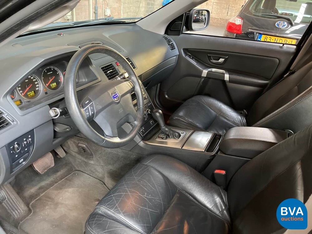 Volvo XC90 2.4 D5 Momentum 185 PS 2008 7-Personen, 73-ZG-XD.