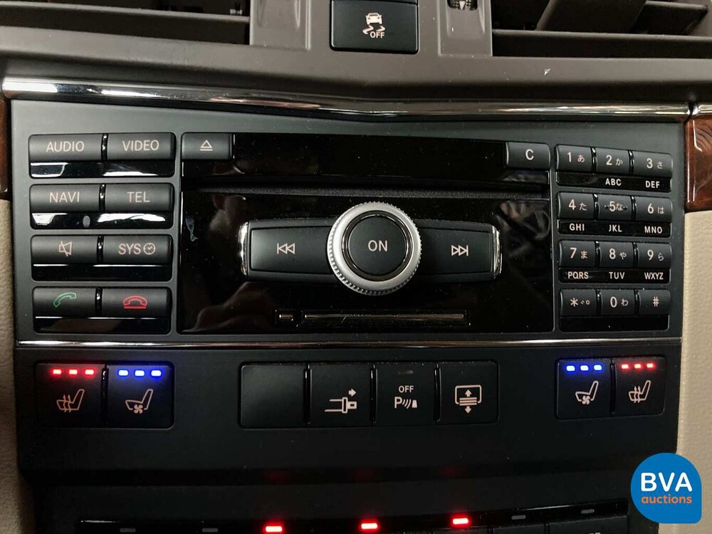 Mercedes-Benz E350 CGI Coupé 7G-Tronic Plus 292 PS 2011.