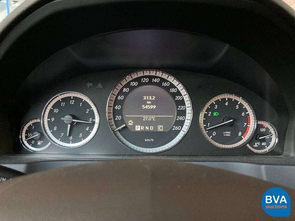 Mercedes-Benz E350 CGI Coupé 7G-Tronic Plus 292 PS 2011.