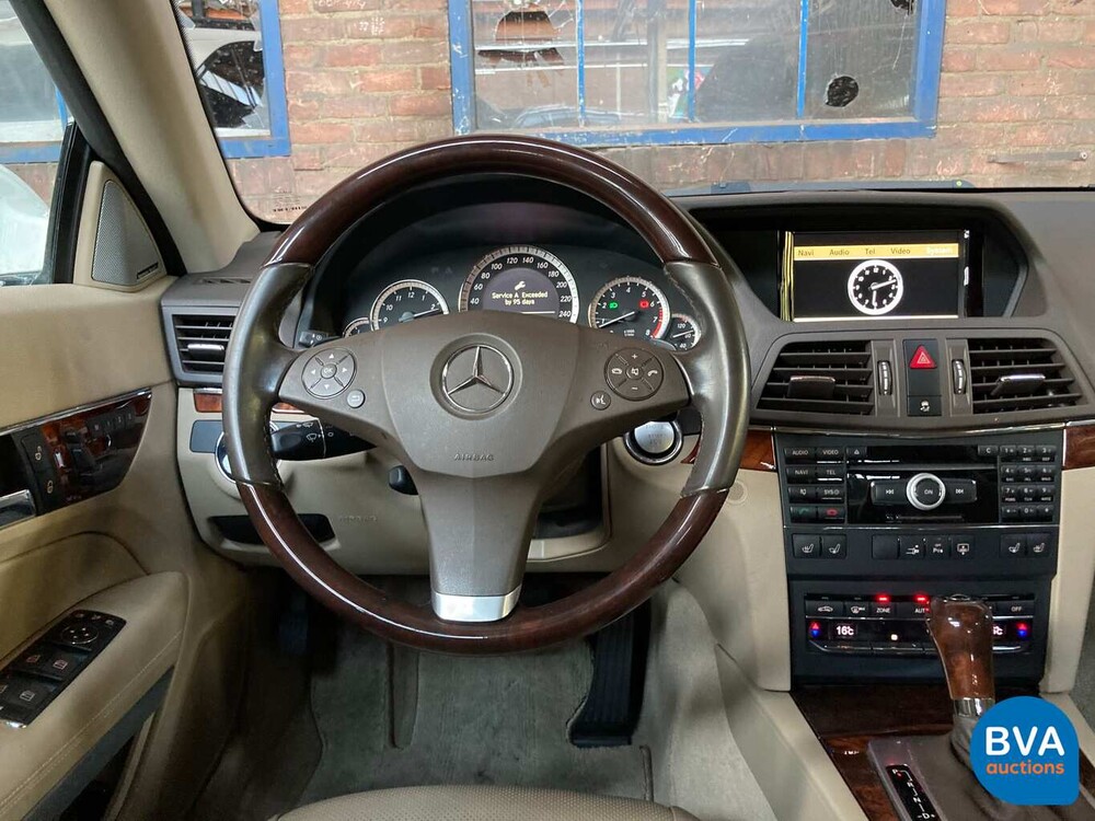 Mercedes-Benz E350 CGI Coupé 7G-Tronic Plus 292 PS 2011.