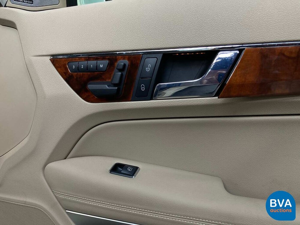 Mercedes-Benz E350 CGI Coupé 7G-Tronic Plus 292 PS 2011.