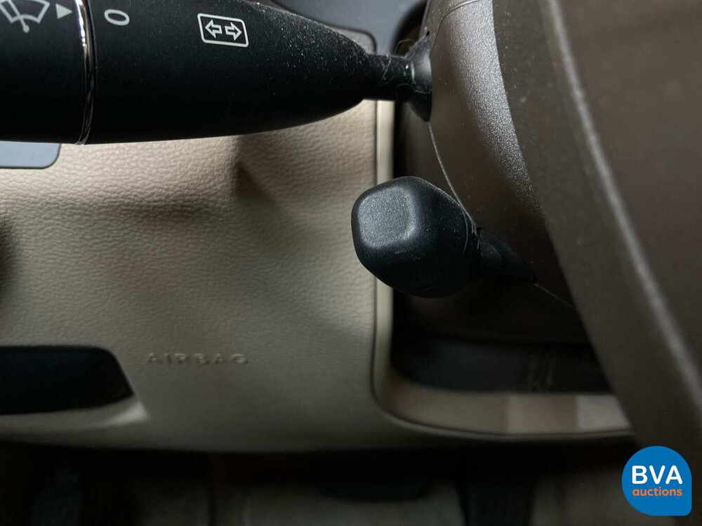 Mercedes-Benz E350 CGI Coupé 7G-Tronic Plus 292 PS 2011.