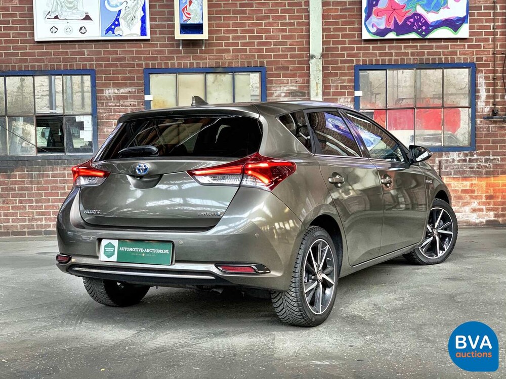 Toyota Auris 1.8 Hybrid Dynamic Executive 100 PS 2018, J-926-BF.