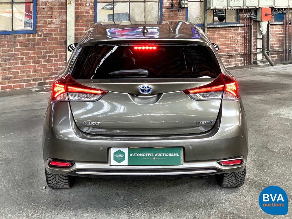 Toyota Auris 1.8 Hybrid Dynamic Executive 100 PS 2018, J-926-BF.