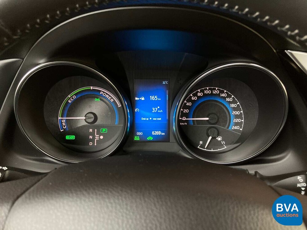 Toyota Auris 1.8 Hybrid Dynamic Executive 100 PS 2018, J-926-BF.