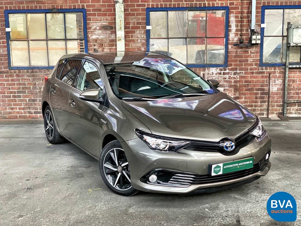 Toyota Auris 1.8 Hybrid Dynamic Executive 100 PS 2018, J-926-BF.