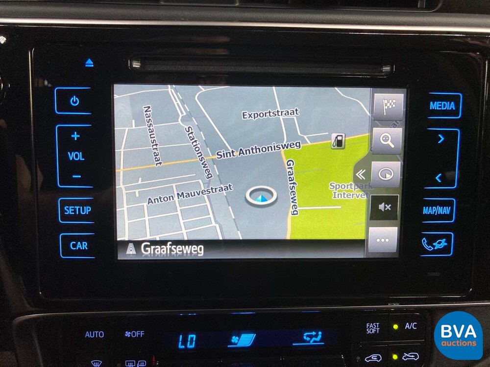 Toyota Auris 1.8 Hybrid Dynamic Executive 100 PS 2018, J-926-BF.