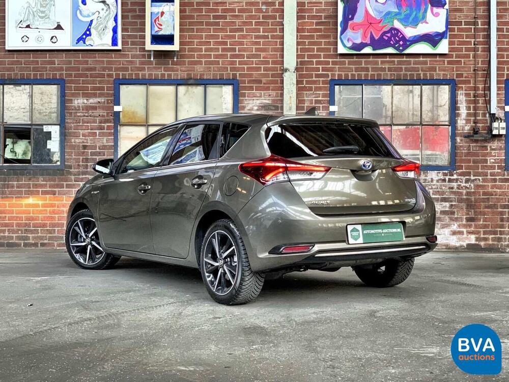 Toyota Auris 1.8 Hybrid Dynamic Executive 100 PS 2018, J-926-BF.