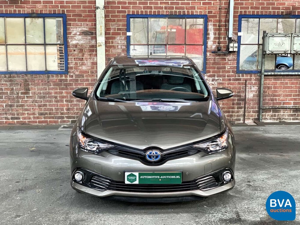 Toyota Auris 1.8 Hybrid Dynamic Executive 100 PS 2018, J-926-BF.
