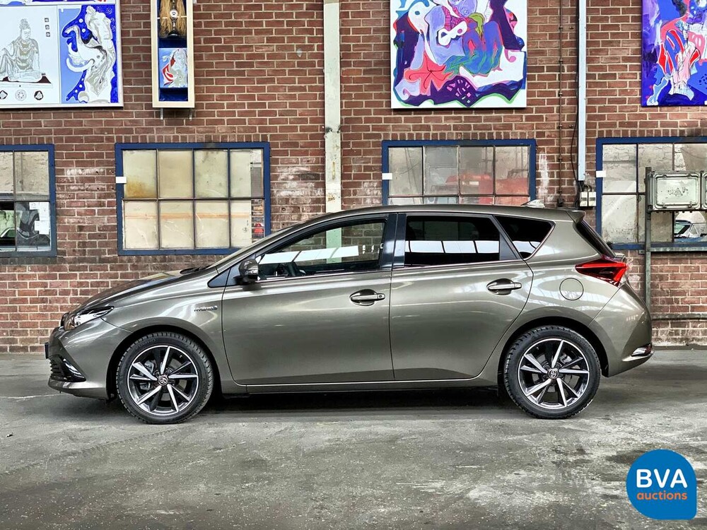 Toyota Auris 1.8 Hybrid Dynamic Executive 100 PS 2018, J-926-BF.