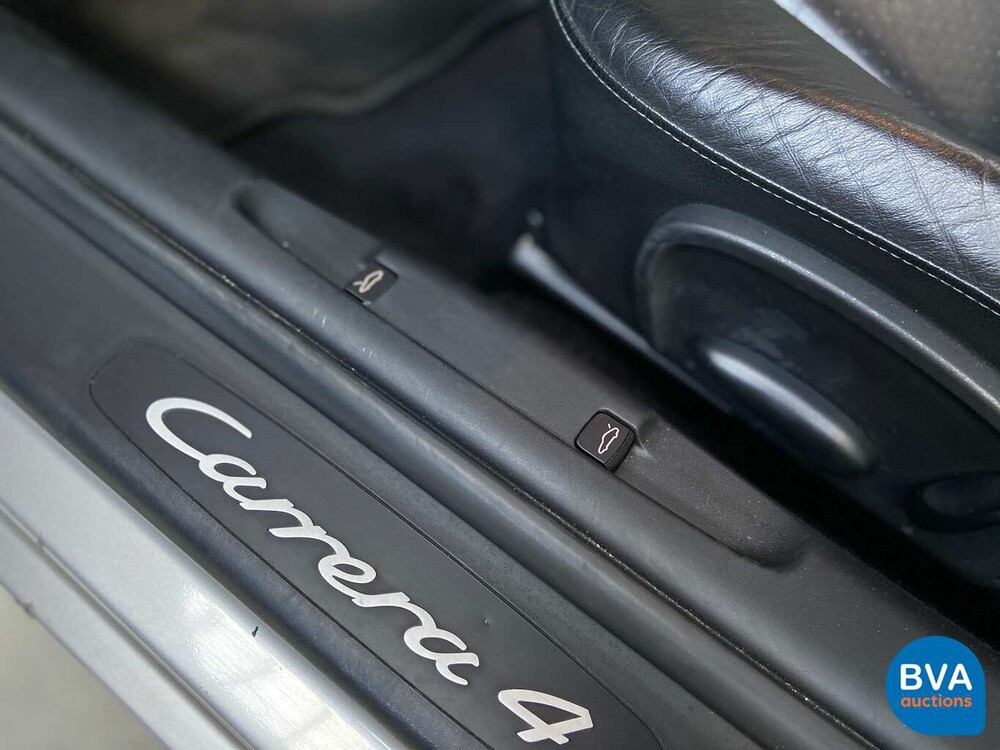 Porsche 911/996 Carrera 4 3.6L 320 PS 2001.