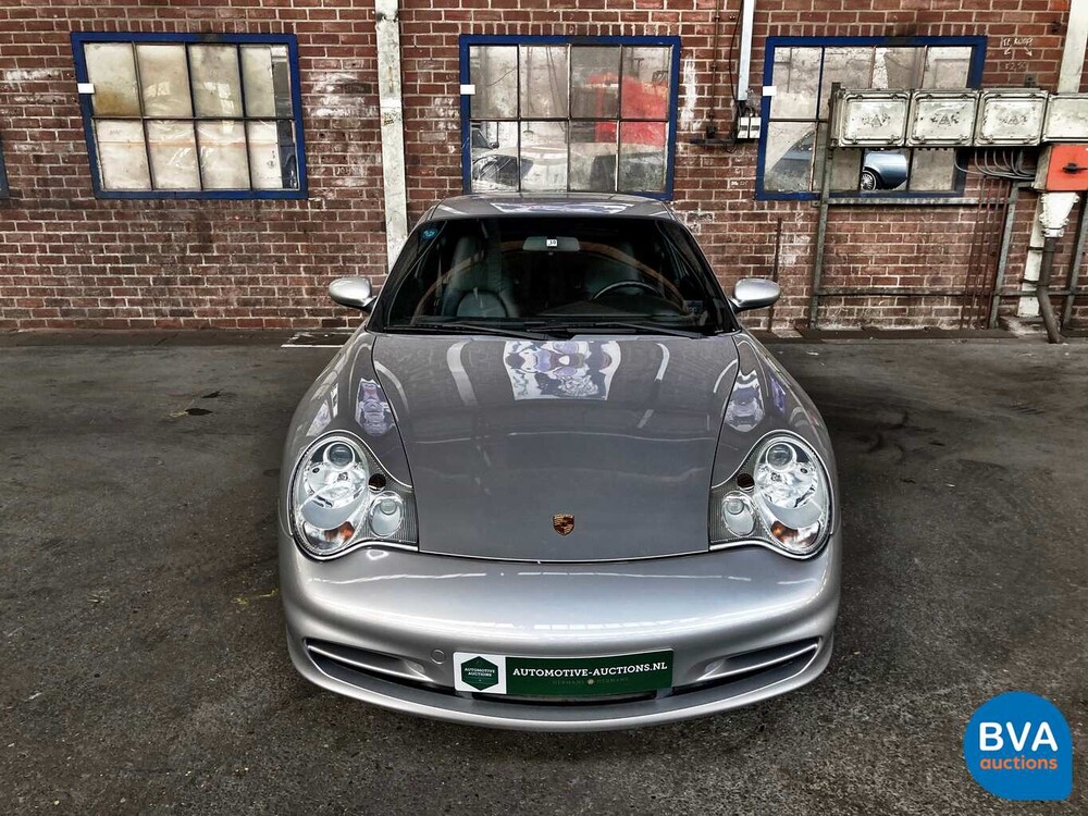 Porsche 911/996 Carrera 4 3.6L 320 PS 2001.