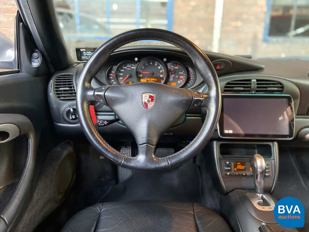 Porsche 911/996 Carrera 4 3.6L 320 PS 2001.